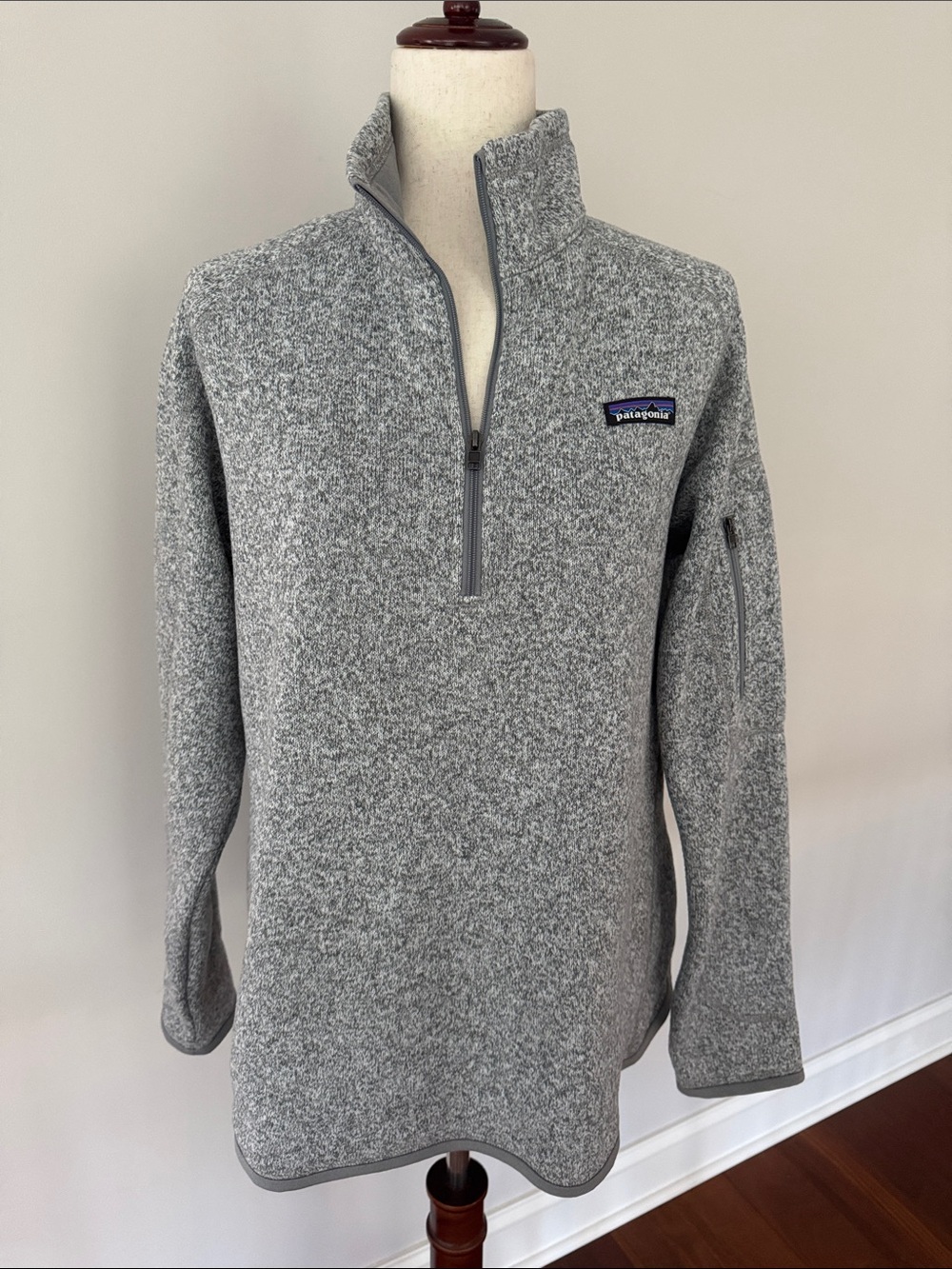 Patagonia Women’s XL Heather Gray Quarter-Zip Sweater - NWT